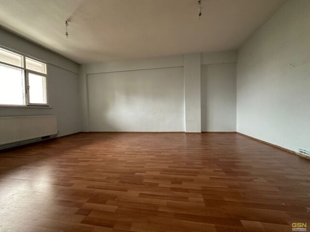 0-KARTAL SOĞANLIK ORTA MAHALLEDE 3+1 140 M2 BALKONLU KİRALIK DAİRE